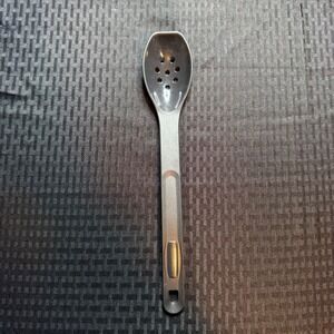 Rubbermaid Slotted Spoon #1974 Kitchen Utensil Cooking Serving Utensil